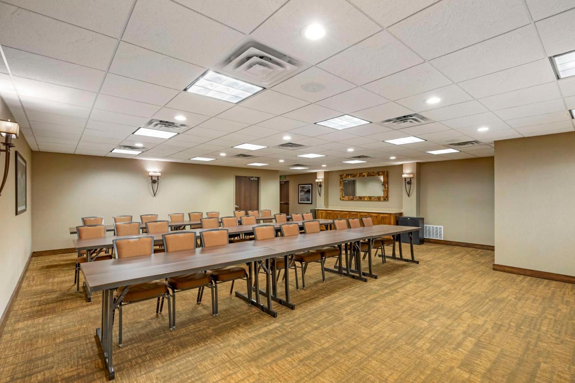 רולינס Best Western Cotton Tree Inn מראה חיצוני תמונה