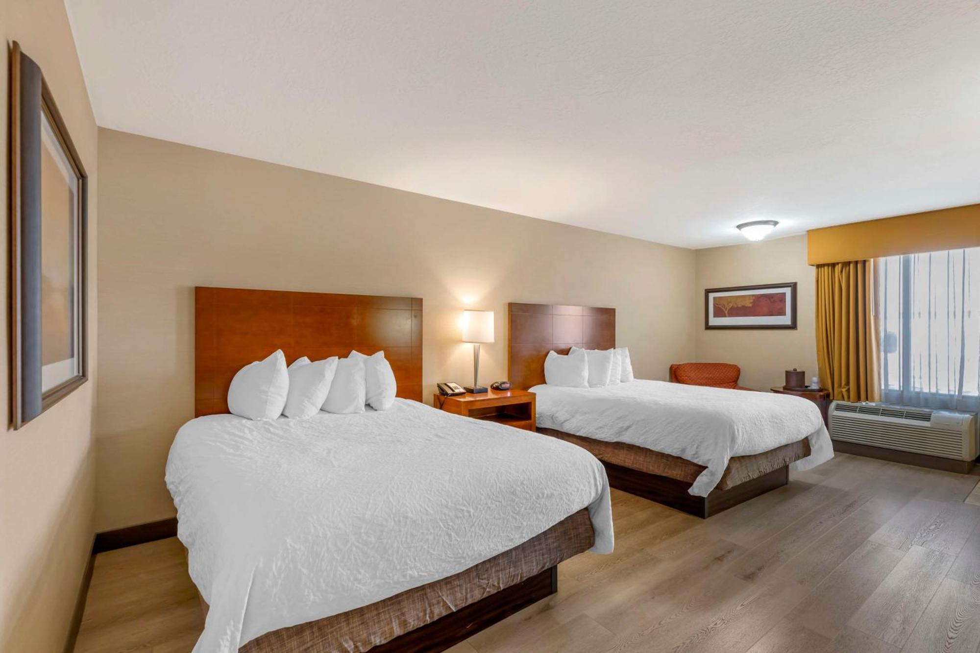 רולינס Best Western Cotton Tree Inn מראה חיצוני תמונה